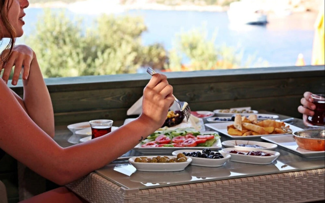 Kaş Hi̇story Li̇manağzi