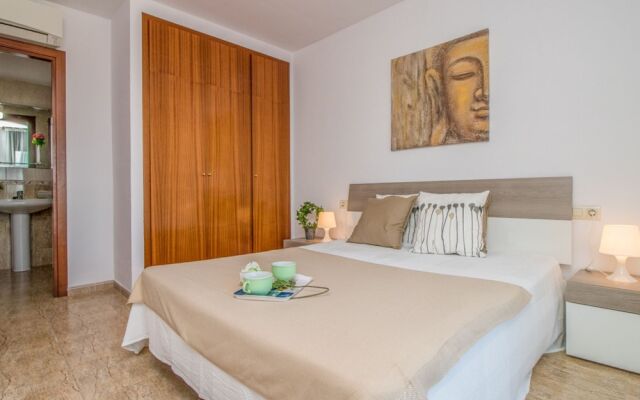 Luxurious Apartment in Empuriabrava With Sea View