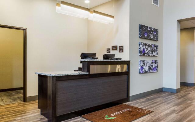 MainStay Suites Winfield - Teays Valley