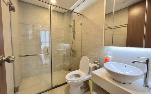 Luxury Landmark - Linh's Apartment