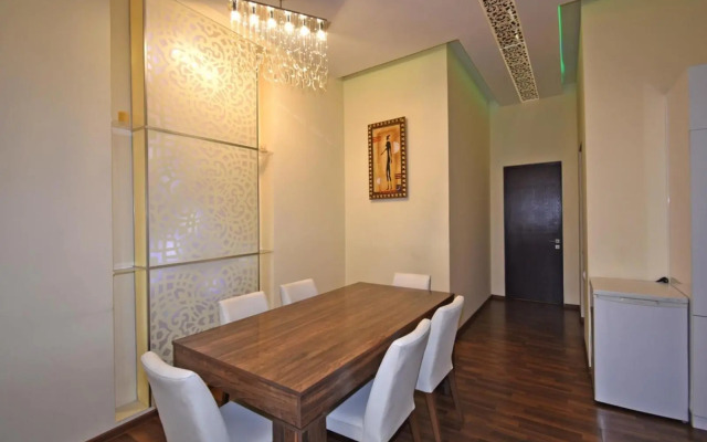 Northern Avenue, 2 bedrooms Luxury apartment HH882