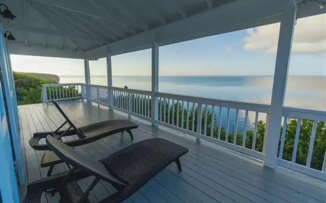 Palm Bluff by Eleuthera Vacation Rentals