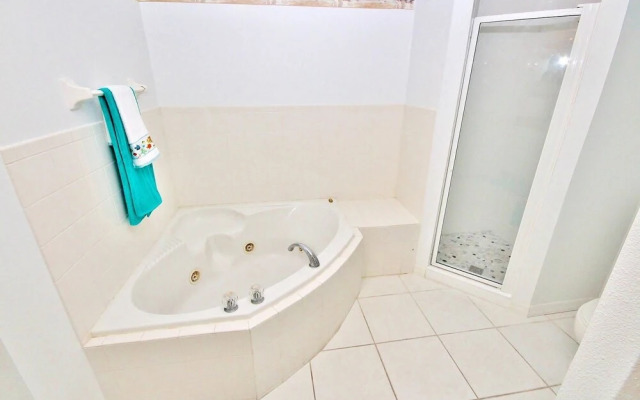 Oceanwalk 6-506 Apartment 2