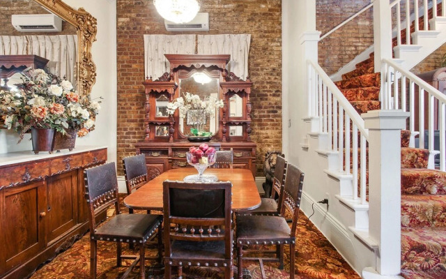 New Orleans Guest House