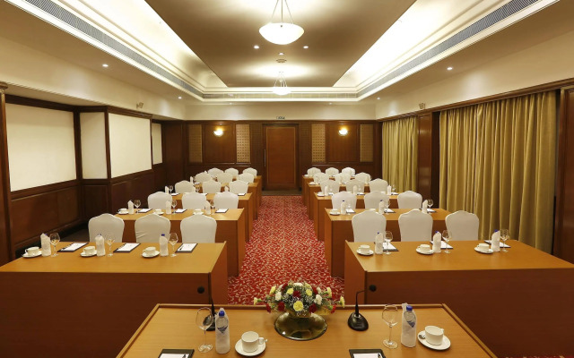 Green Park Hotel