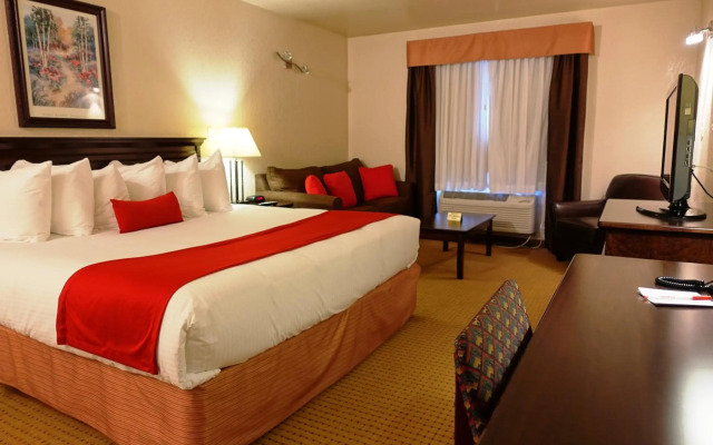 Ramada by Wyndham Lloydminster