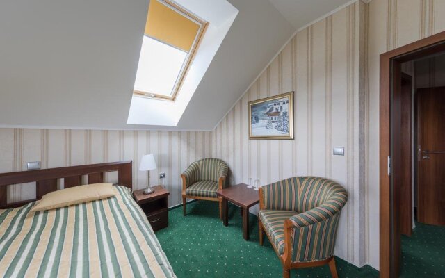 Hotel Krušnohorský Dvůr