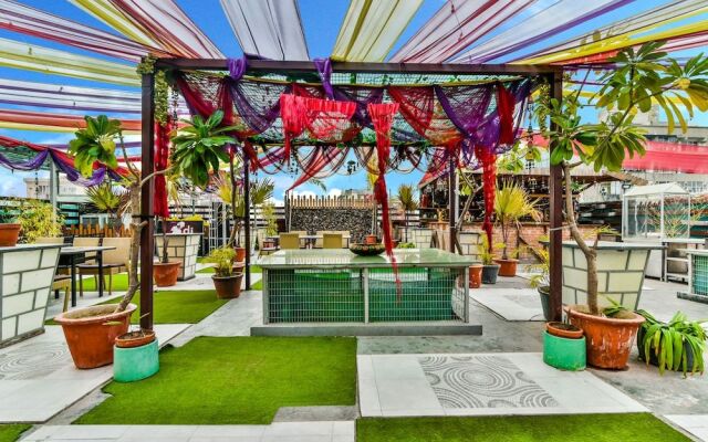 FabHotel Garden Grill