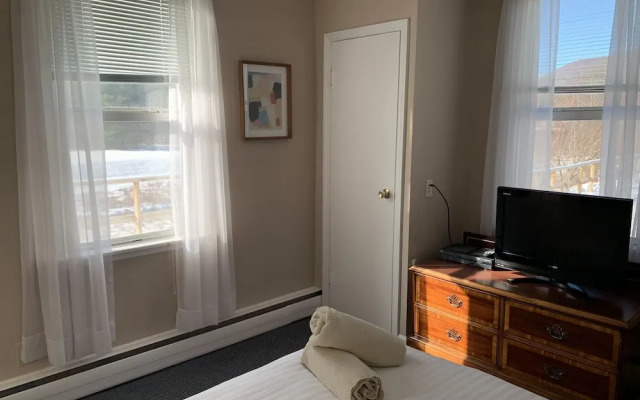 Copperhood Retreat & Spa