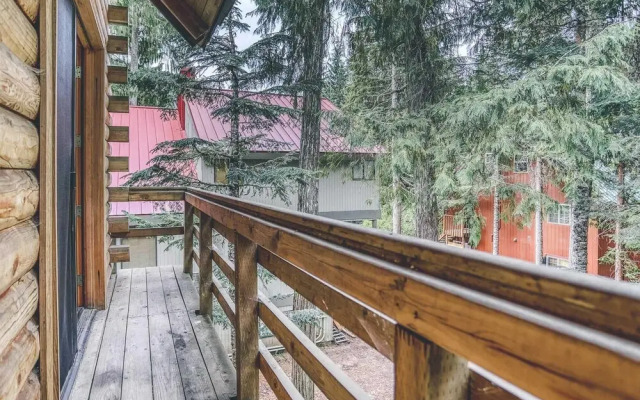 Cedarwood Lodge
