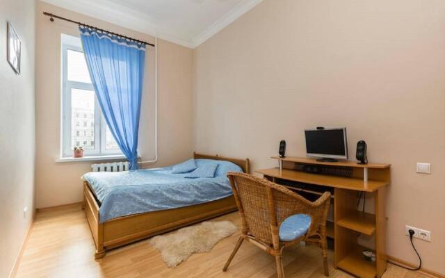 Apartment Fontanki 77