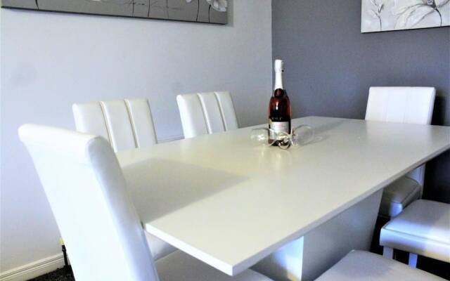 Forest View Apartment 7