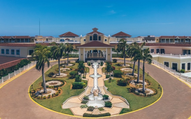 Iberostar Laguna Azul