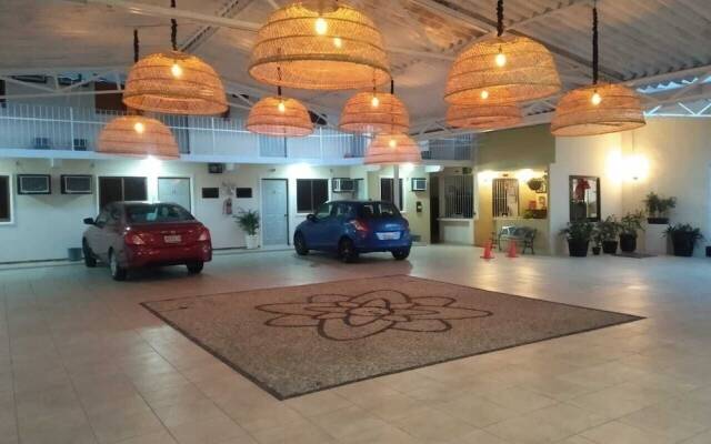 Hotel Caracoles Colima