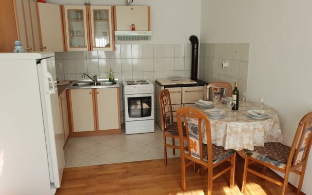 Apartments Josip