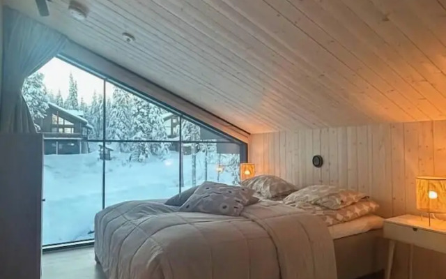 Modern Luxury 4BR Villa Levi Center