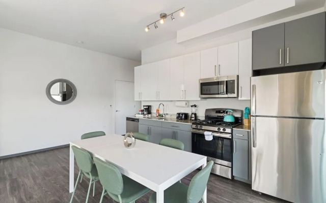 New & Modern  Lux City Escape