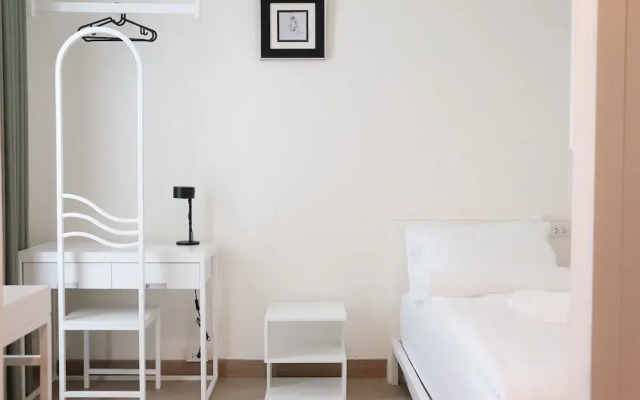 ResT Bangkok Poshtel