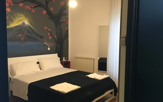 Hotel X