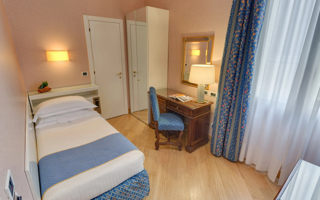 Rivoli Boutique Hotel