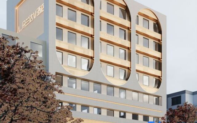 Dolanda V Hotel (IFS Guojin Center, Wuyi Square)