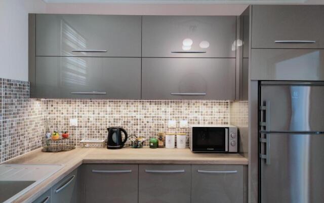 Blue Lagoon Luxury Apartment B2