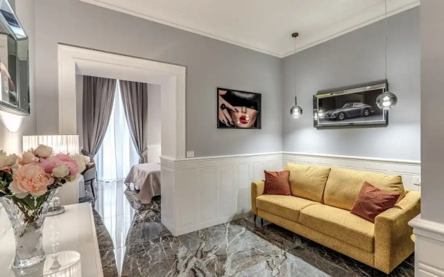 Spanish Steps Oasis Suites