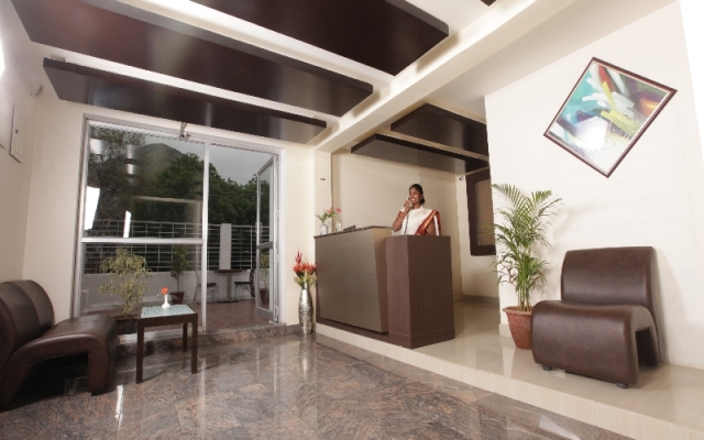 Aakash Inn Tiruvannamalai