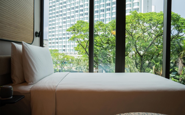 The Standard, Singapore - Image 4