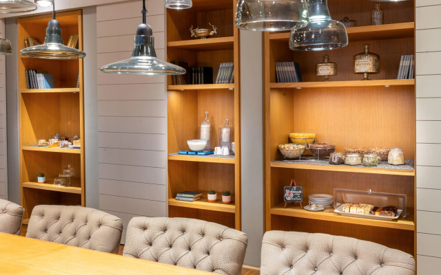 Отель INNSIDE by Melia Prague Old Town