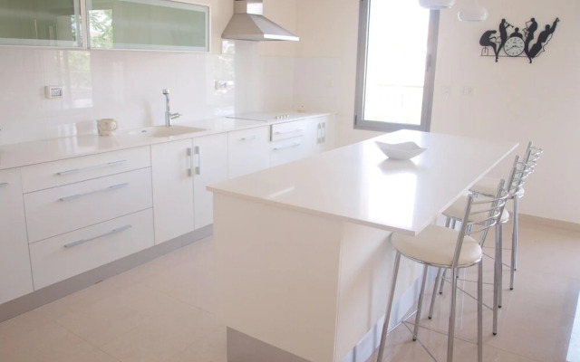 MBH4 - 12 Maavar Beit Haknesset - Jerusalem-Rent