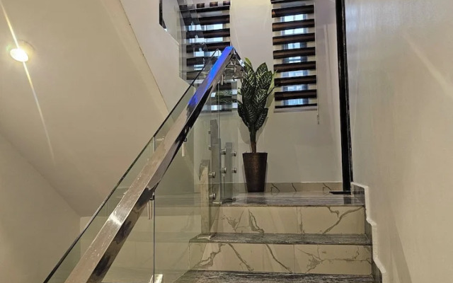 Sapphire Residences by Crystal Magodo