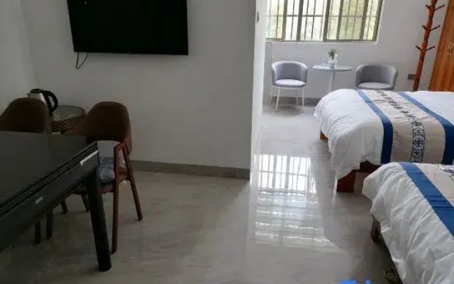 Lingshui Bihai Qingshan Hostel