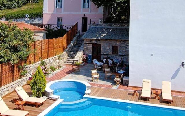 Naoumidis Guest House