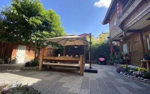 Yunmengze Hostel