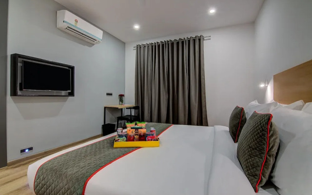 OYO Townhouse 040 Global Village Tech Park