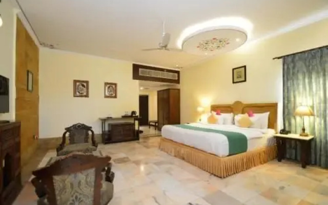 Talai Bagh Palace