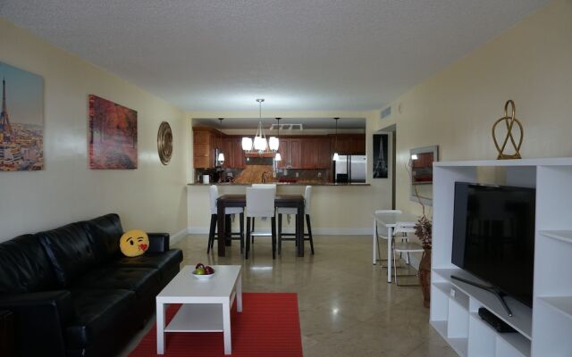 Collins Avenue Apartment