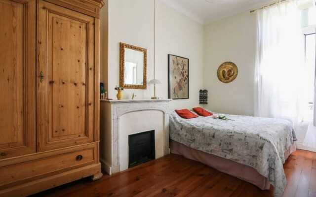 Provencal Style and Large 1 Bedroom