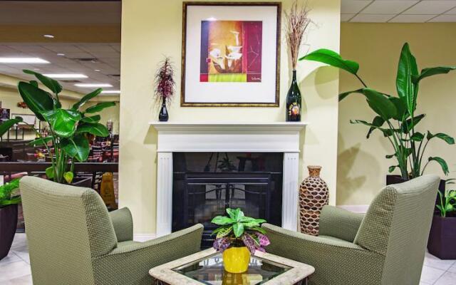 La Quinta Inn & Suites Hickory