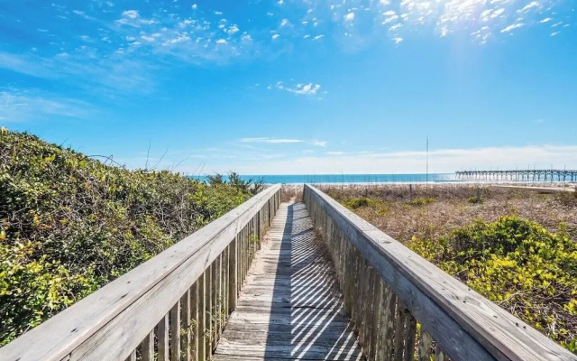 703 By The Sea by Topsail Realty