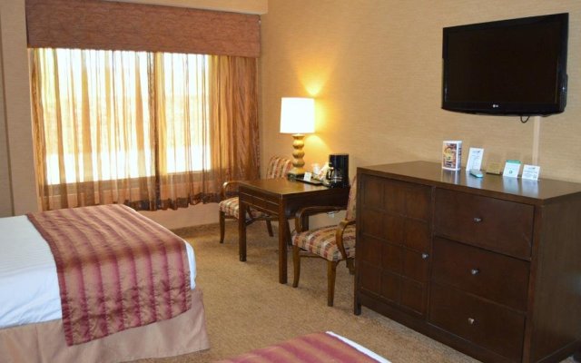 Apache Gold Resort Hotel