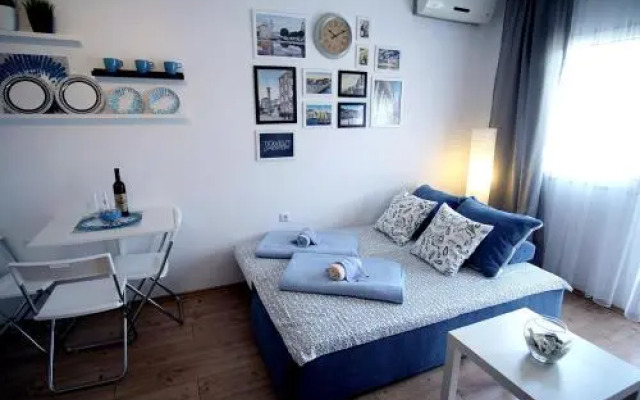 Studio Apartments Shanti