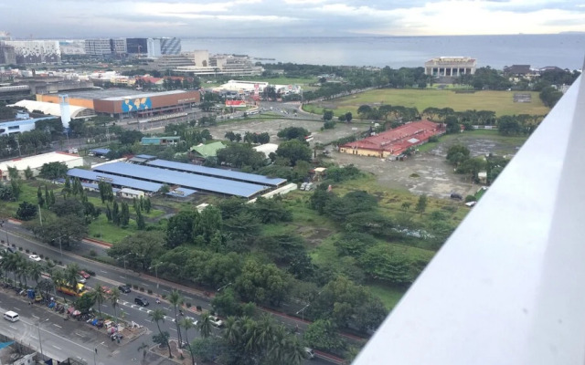 SeaBreeze at Breeze Residences