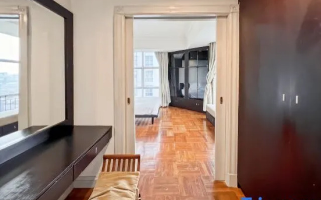 Large & Luxury Menteng Apt 3BR w/ Pool, Gym Wi-Fi