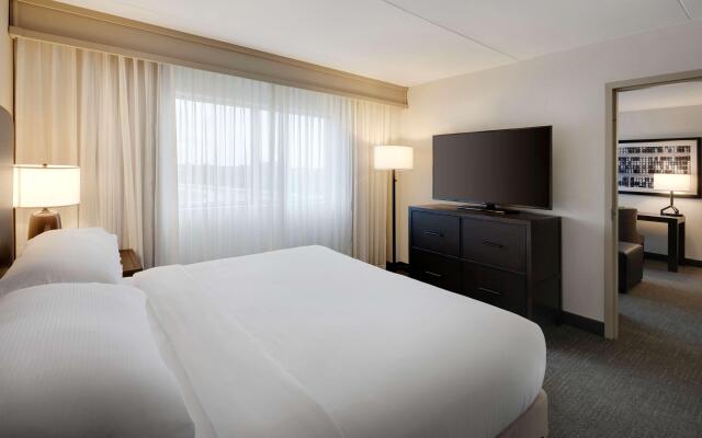 Embassy Suites by Hilton Detroit Troy Auburn Hills