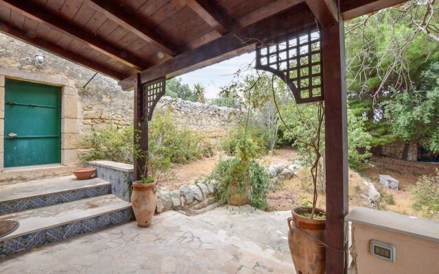 Amazing Home in Marina di Ragusa With Wifi