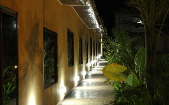 Basecha Garden Lodge