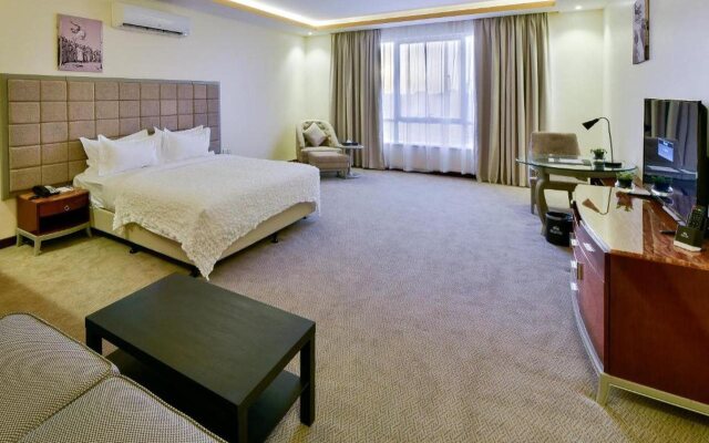 Golden Dune Hotel
