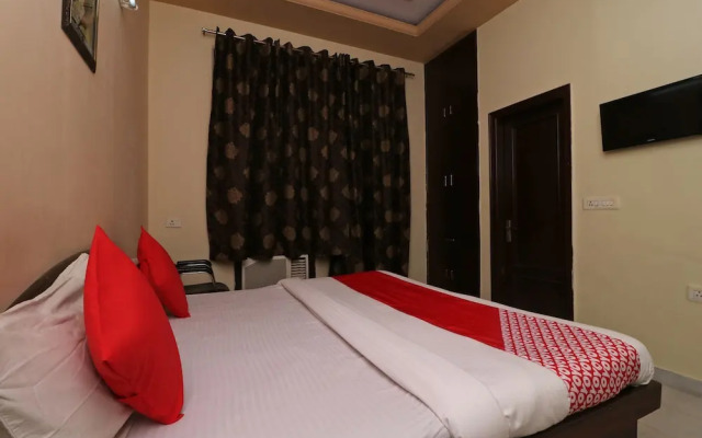 Hotel Gurudham Vrindavan by OYO Rooms